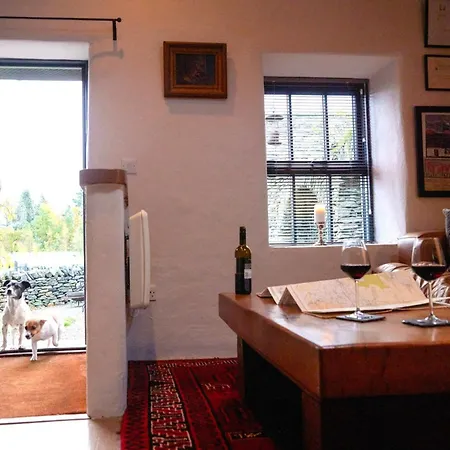 1 Bed In Ullswater 94066 *