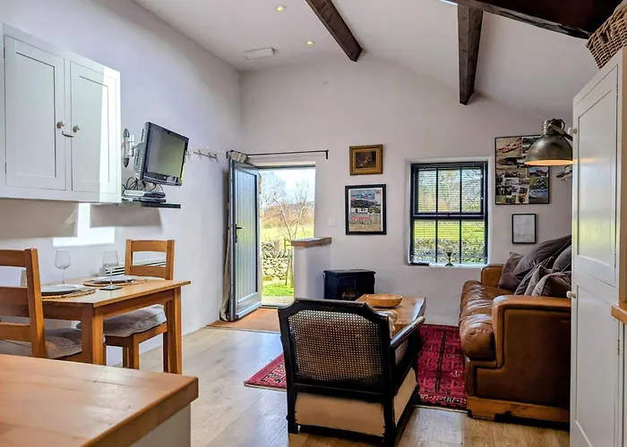 1 Bed In 94066 Watermillock