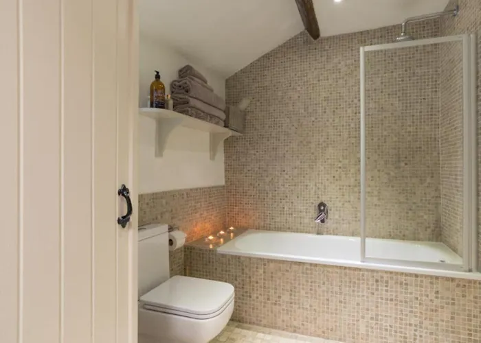 1 Bed In 94066 * Watermillock