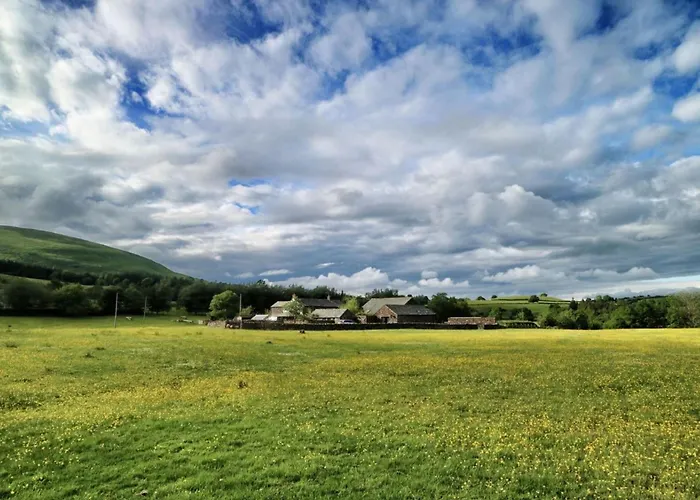 1 Bed In 94066 Nyaraló